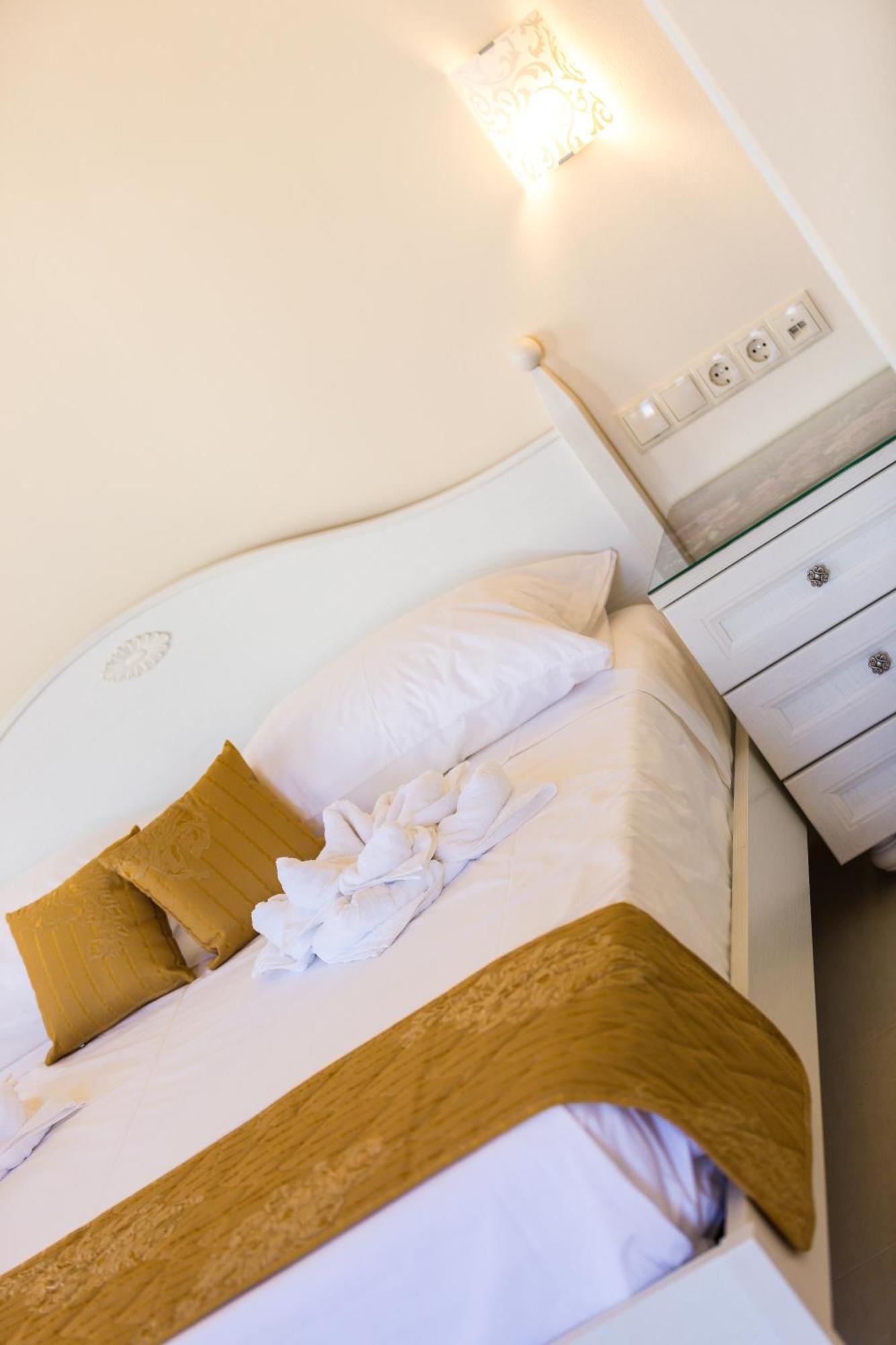 Polyxenia Suites Rethymno Eksteriør bilde