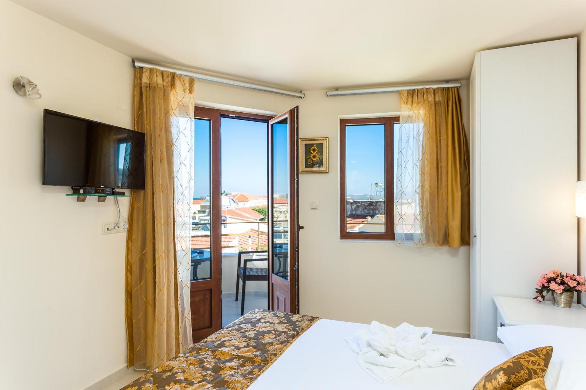 Polyxenia Suites Rethymno Eksteriør bilde