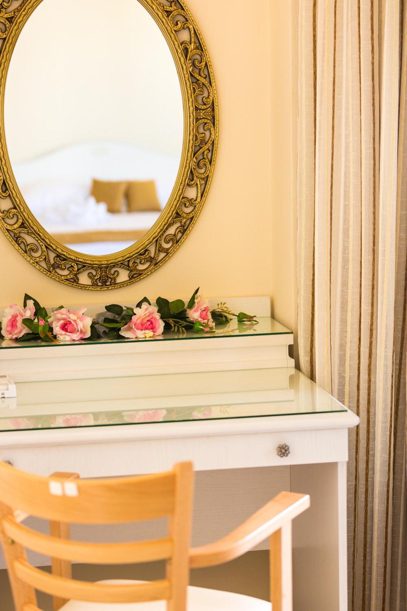 Polyxenia Suites Rethymno Eksteriør bilde