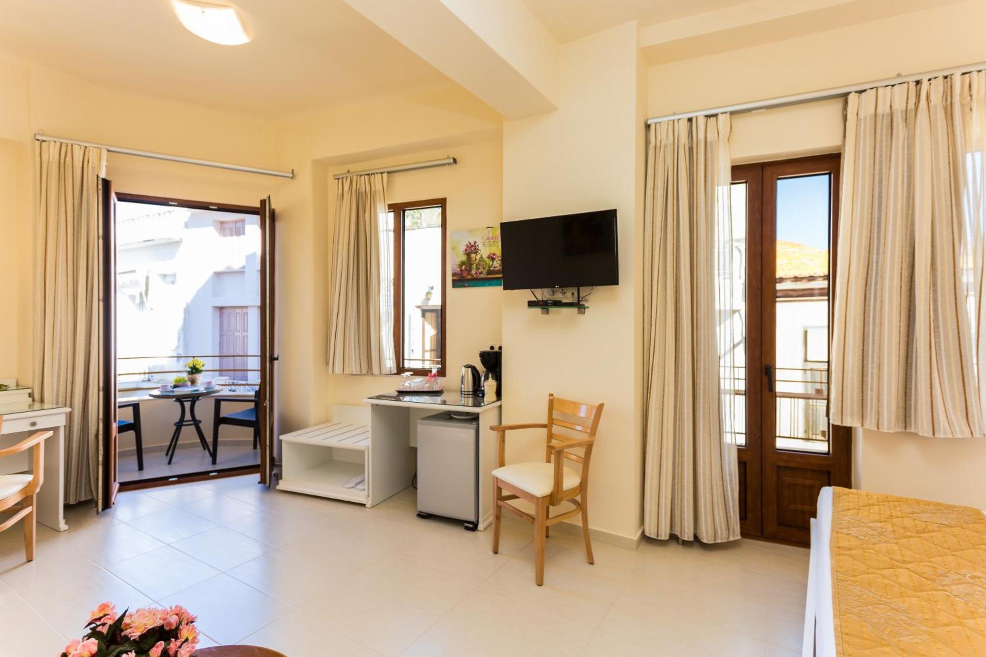 Polyxenia Suites Rethymno Eksteriør bilde