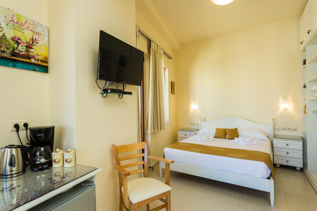 Polyxenia Suites Rethymno Eksteriør bilde